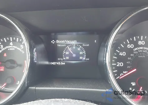 2016 Ford Mustang Ecoboost z USA, uszkodzony, nr VIN 1FA6P8TH4G5284130